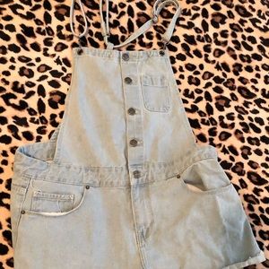 Forever21 super cute overall shorts